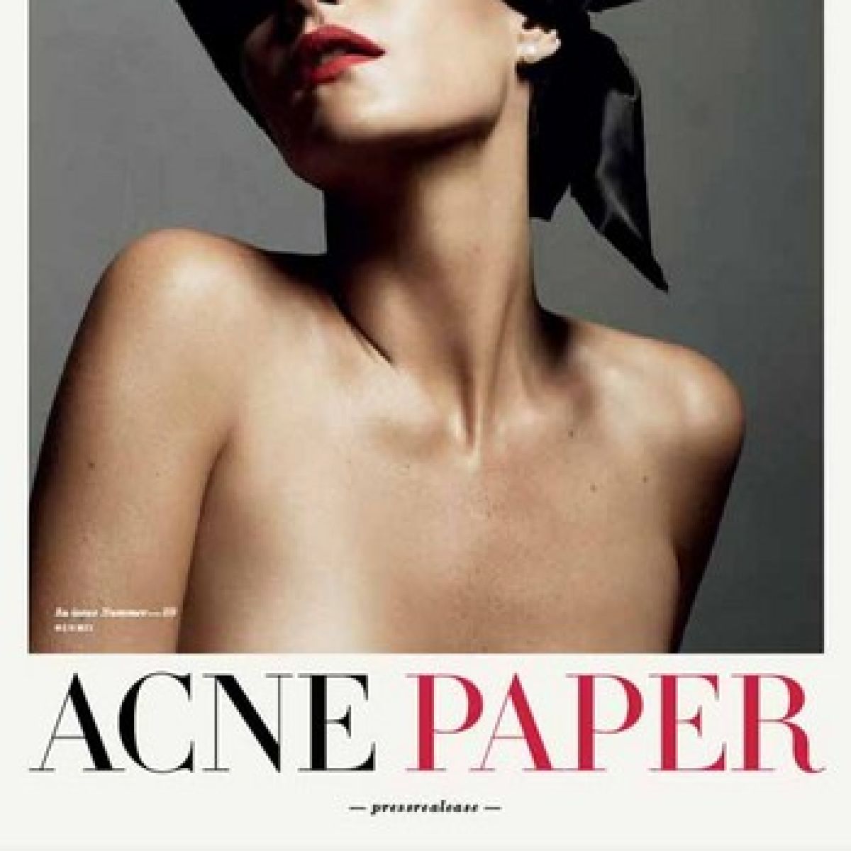 ACNE PAPER