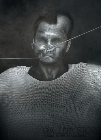marcin weron-autoportret z czerwoną linką-Fotografia