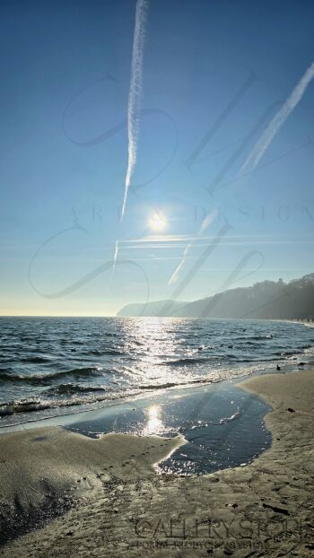 Miłosz Wołk-Łaniewski-Gdyńska plaża w blasku słóńca-Malarstwo